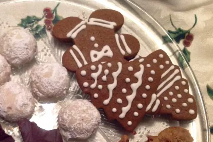 Gingerbread Cookies on the Cookie Plate