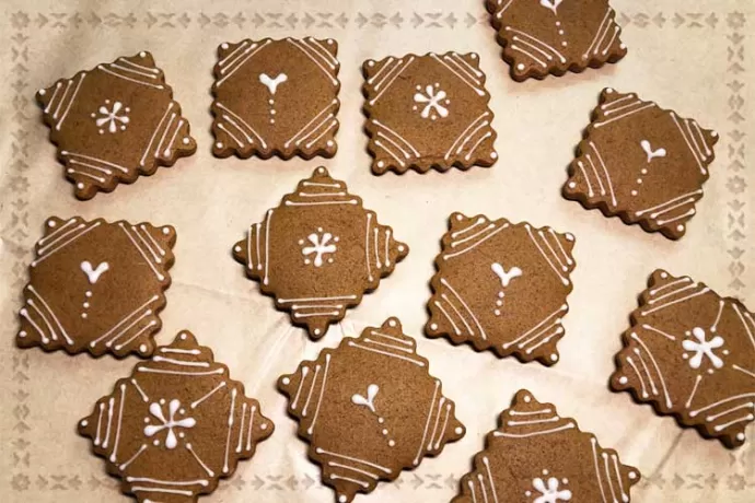 Gingerbread Tea Cookies